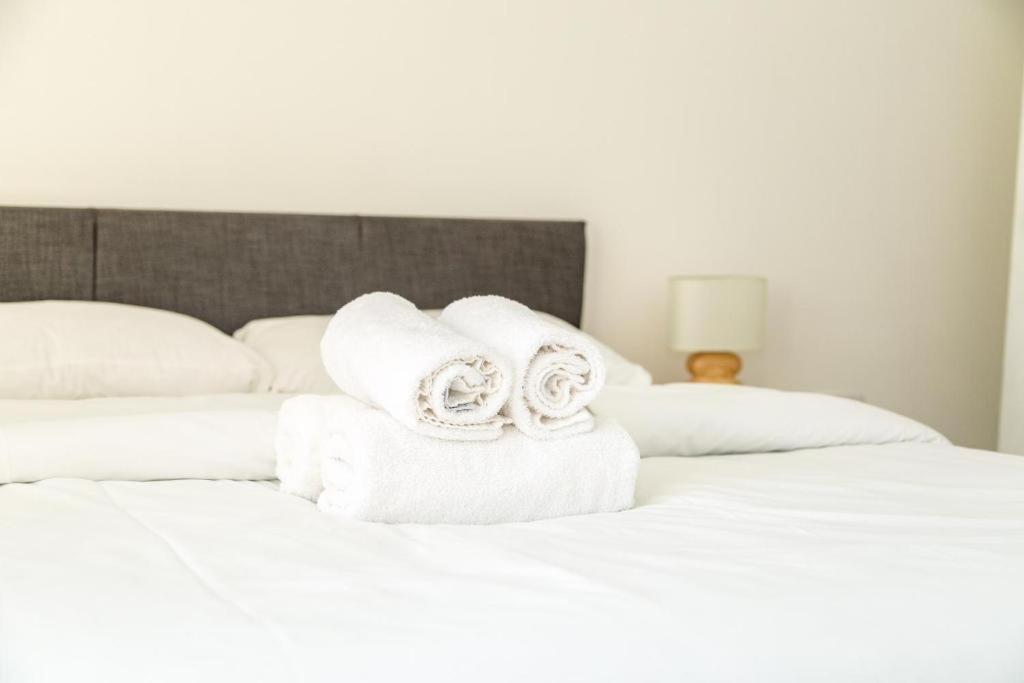 Serviced Apartment In Liverpool City Centre - Free Parking - Balcony - By Happy Days Extérieur photo